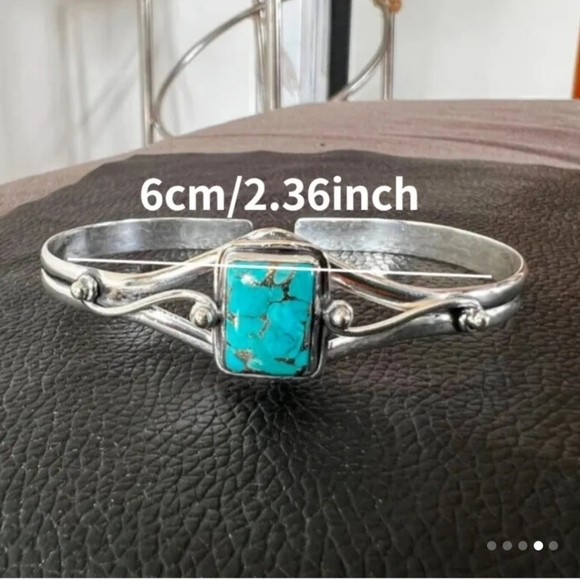 New Boho Chic Turquoise inlay silvery bangle bracelet - Picture 6 of 8